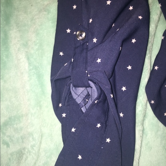 Abercrombie & Finch Star Shirt - Picture 4 of 5